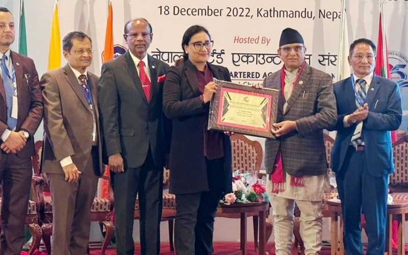 सनराइज बैंक 'सर्टिफिकेट अफ मेरिट' बाट सम्मानित